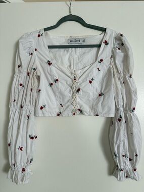 Rachel Antonoff White Cropped Peasant Top with Red Rose Embroidery